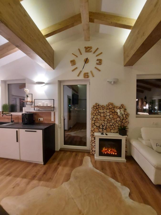 Auszeit Steiraland Penthouse 9 Mit Grossen Balkon Und Parkplatz Διαμέρισμα Λεόμπεν Εξωτερικό φωτογραφία