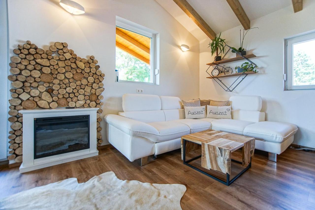 Auszeit Steiraland Penthouse 9 Mit Grossen Balkon Und Parkplatz Διαμέρισμα Λεόμπεν Εξωτερικό φωτογραφία